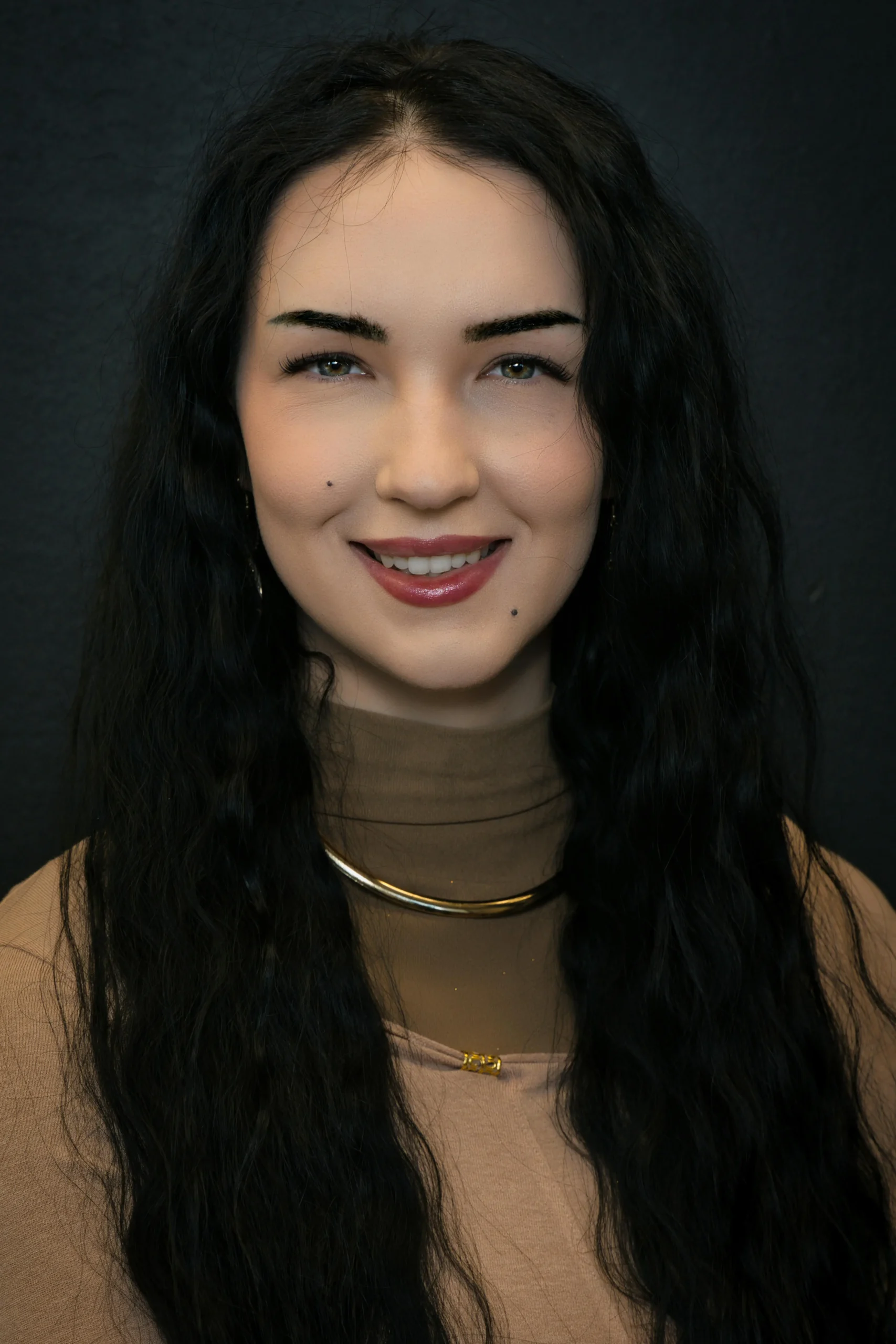 Elena R.